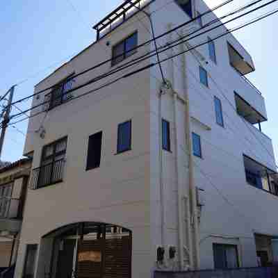 Okusuruga Guest House Hotel Exterior