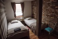 Comfortable Apartment in the Countryside, Gronowo Hotels near KOŁOMĄT, głaz nad jez. Dołgie Wielkie w młodniku