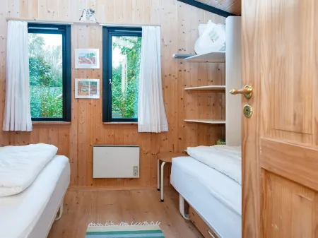 Charming Retreat by River - By Traum Ferienwohnungen Отели в г. Farvang