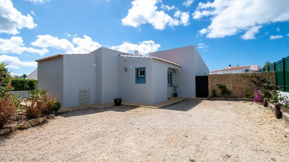 Casa Ana Superbly Renovated with Heated Private