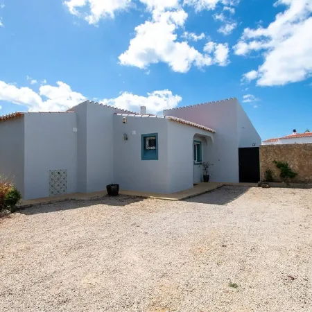 Casa Ana Superbly Renovated with Heated Private