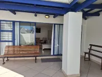 OosiesRus - Charming Langebaan Villa with Garden View - พร้อมWifi