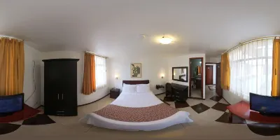 Hotel Makroz Colonial Hotels in 