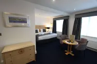 Belgrave Sands Hotel & Spa Hotels near Mount Stuart Hospital