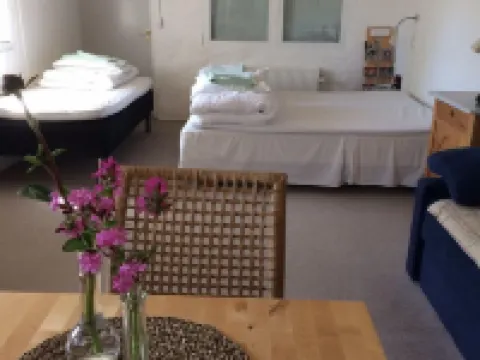 カレンスダル B & B ヘーデンステット市のホテル