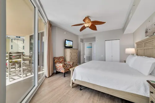 Beach Colony East 15C-Penthouse