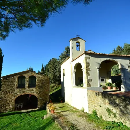 Serene Farmhouse in Dicomano with Swimming Pool