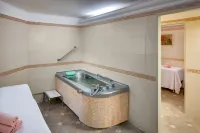 Ensana Hvězda - Imperiál - Neapol - spa