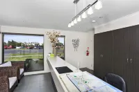 Elm Tree Motel Hotels in Warrnambool