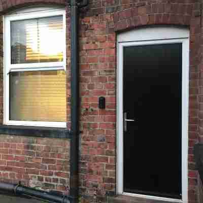 Contemporary 1 Bed Studio for Comfy Stay in Wigan Hotel Exterior