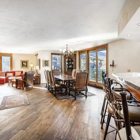 The Caledonian by All Seasons Resort Lodging