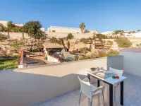 Merill Pool and Sea, Charming Apart 5 Hotels in Mellieha