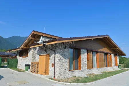 Villa Letizia w Sauna Near Pirin Golf Resort