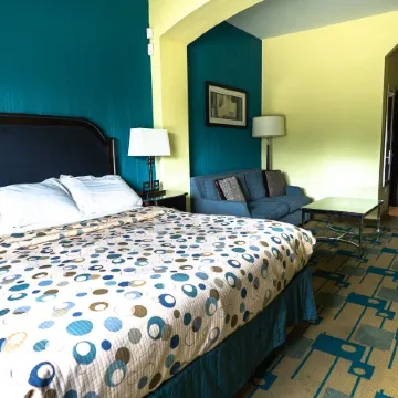 Rivers  Inn & Suites