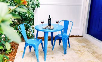 Casa Cordova by Lowkl