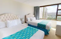 Standard Queen Room with Two Queen Beds by Redawning Hotels in Waimanalo Beach