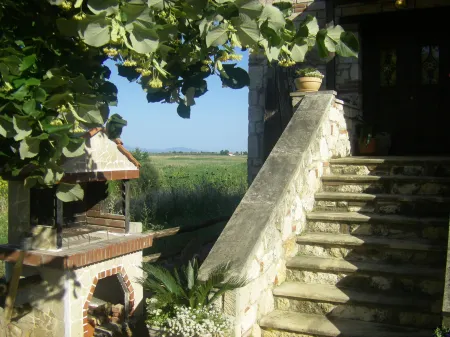 Stone House Andromeda Отели в г. Polygyros