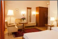 Hotel Kaiserin Elisabeth Hotels in Rothneusiedl