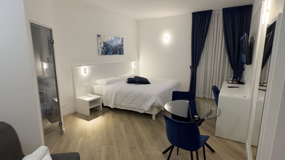 Hotel Smart Cruise
