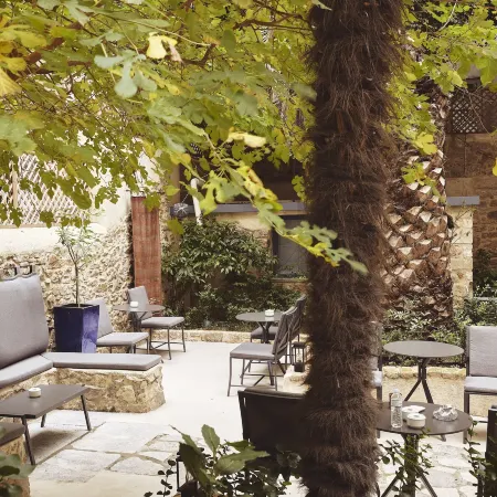 Bohemian Suites Athens Отели рядом с достопримечательностью «Греко-американский союз»