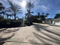 4/3 Home on A1A with private beach access WiFi, fitness room & heated pool