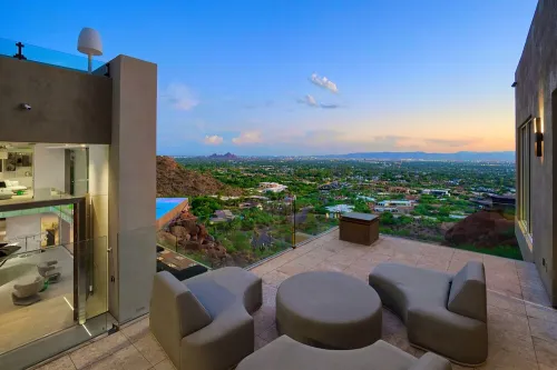 10,000 Sqf Mansion Carved into Camelback - Infinity Pool, Spa, Gym, Rooftop Bar
