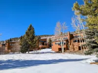 Breathtaking Mountain Views and Gourmet Kitchen - Stunning Sanctuary Hotels in North Keystone
