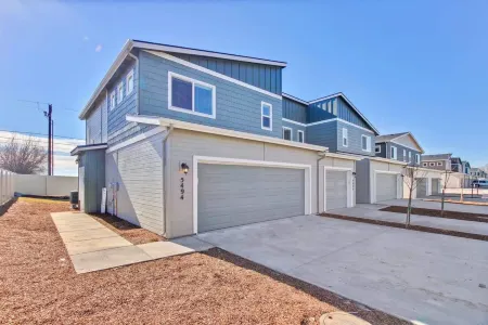 Fresh townhome in Nampa Idaho with 3 bedrooms
