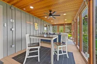 Sauna and Cozy Living Area - Luxurious Cottage Retreat