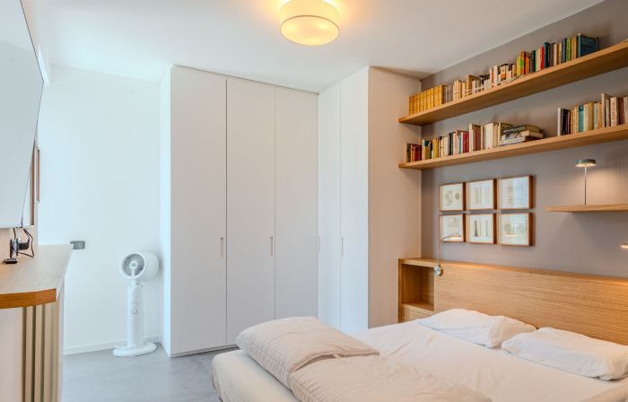 Flat 1