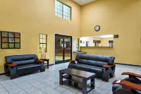 Super 8 by Wyndham San Antonio/Riverwalk Area - Ramah Hewan Peliharaan