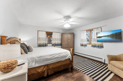 Lakeside Retreat with Canoe and Fire Pit - Inviting Tranquil Haven