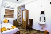 Nirupama Hotel Aluva Hotels in Alwaye