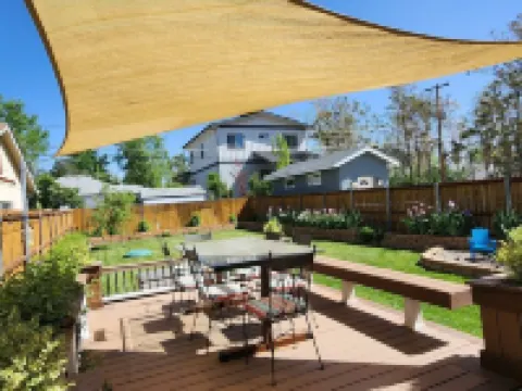 Spacious and Historic 4-bedroom House, Steps from Olde Town Arvada Hotels in Arvada