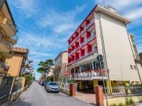 Hotel Serafini Hotels near San Giuliano