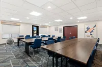 Holiday Inn Express & Suites Perry