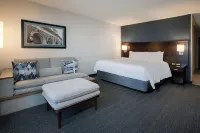 Courtyard Worcester - 3-Star
