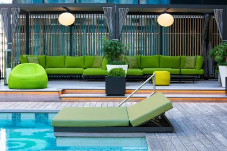 W Philadelphia Отели рядом с достопримечательностью «Фонд наследия химических наук»