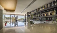 Interpass Vau Hotel Apartamentos - bar