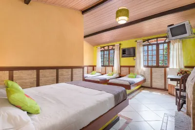 وود هاوس Hotels near Castelo de Itaipava