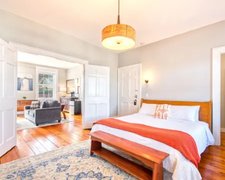 ฮัดสัน มาริเนอร์ โรงแรมในฮัดสัน