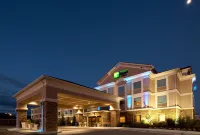Holiday Inn Express & Suites Ada