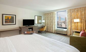 Hampton Inn & Suites Minneapolis/Downtown