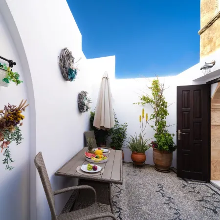 Villa Dafni - Our Home Away from Home Отели рядом с достопримечательностью «Акрополь Линдоса»