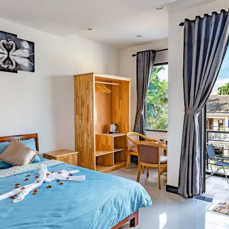 Little Boss Homestay Отели рядом с достопримечательностью «Кантонский зал»