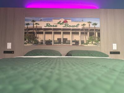 Hi-Way Host Motel