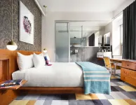 The Drake Hotel Hotel in zona The Academy Of Spherical Arts