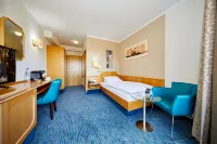 Sonnenhof Hotel & Restaurant GmbH & CO KG Hotels in der Nähe von Puiseauxplatz Rodgau