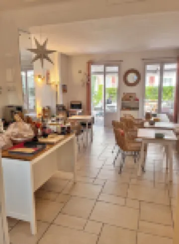 Hôtel Eden - la Baigneuse Hotels in Juan-les-Pins