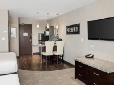 Home Inn & Suites - Swift Current Hotels in Swift Current